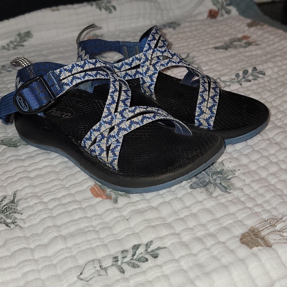Chaco ZX/1 Classic Ecotread Dolman White Sandals Big Kids' Size 1
